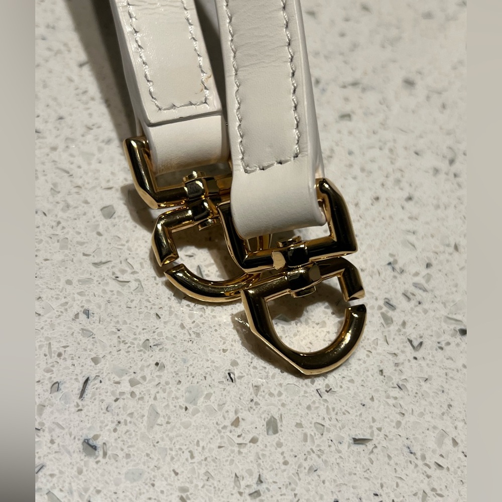 Givenchy white leather strap - Picture 7 of 7